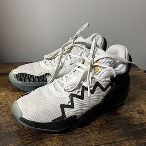 Adidas D.O.N. Issue #2 Mind Over Matter Boys 5.5Y Shoes FW9034 Basketball